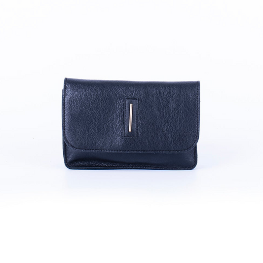 Funny mousse black - black leather pouch bag