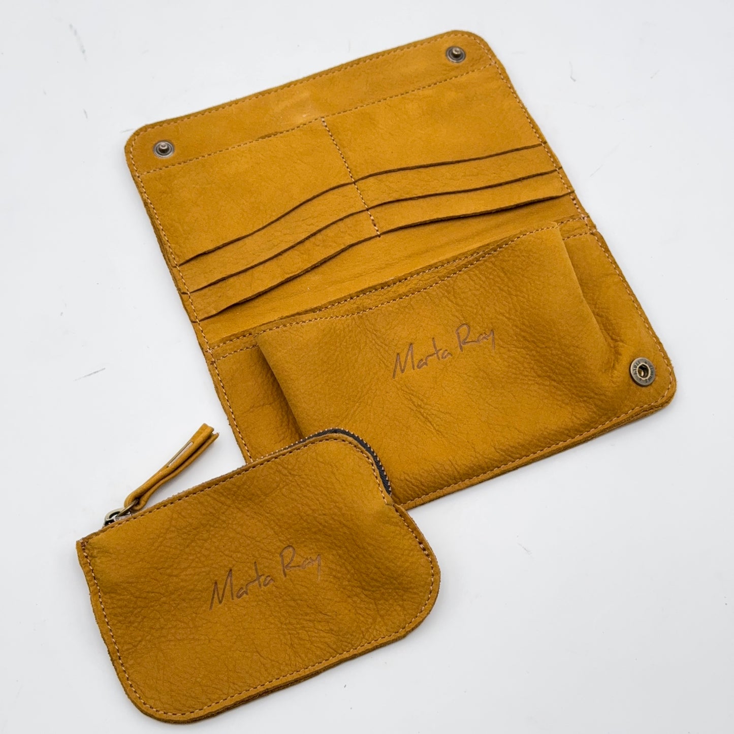 Kiki wallet sea thistle mousse