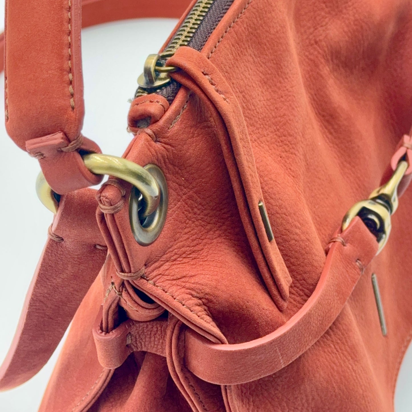 Sandy24 Long Beach English leather