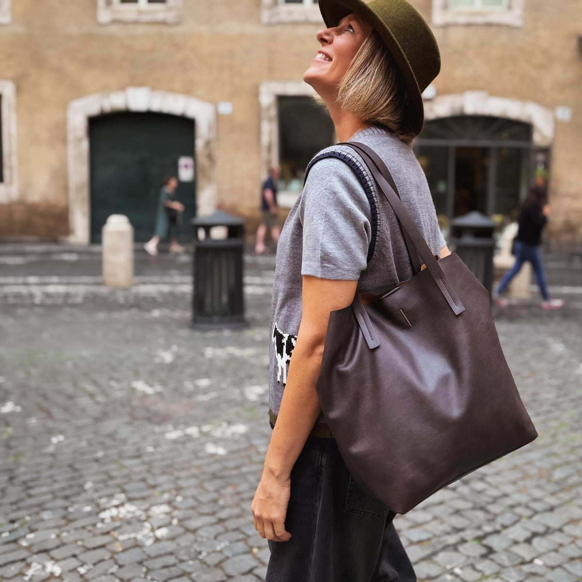 Alice bag mistral testa di moro