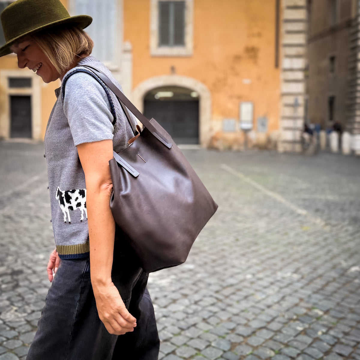 Alice bag mistral testa di moro