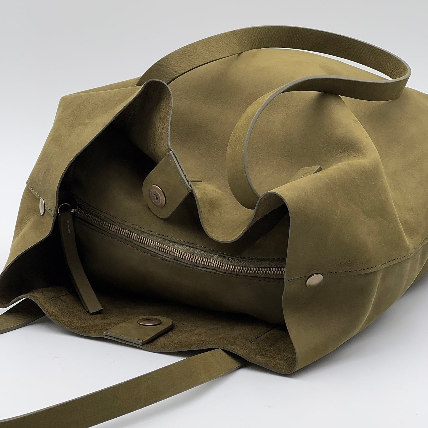 Alice bag long beach carciofo