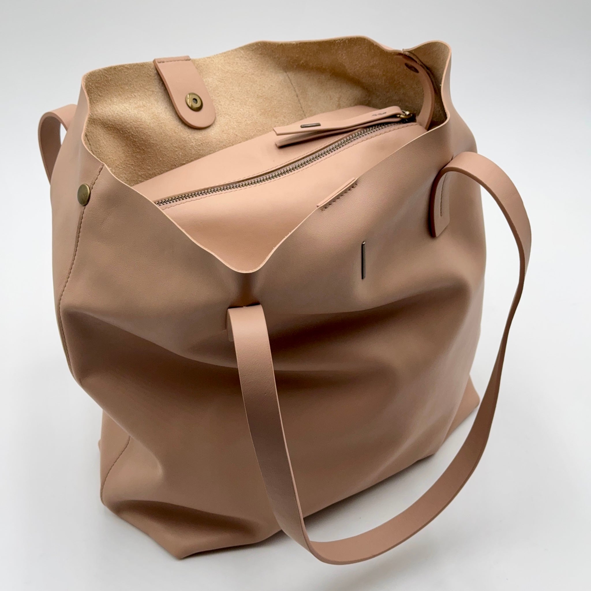 Alice bag mousse nude