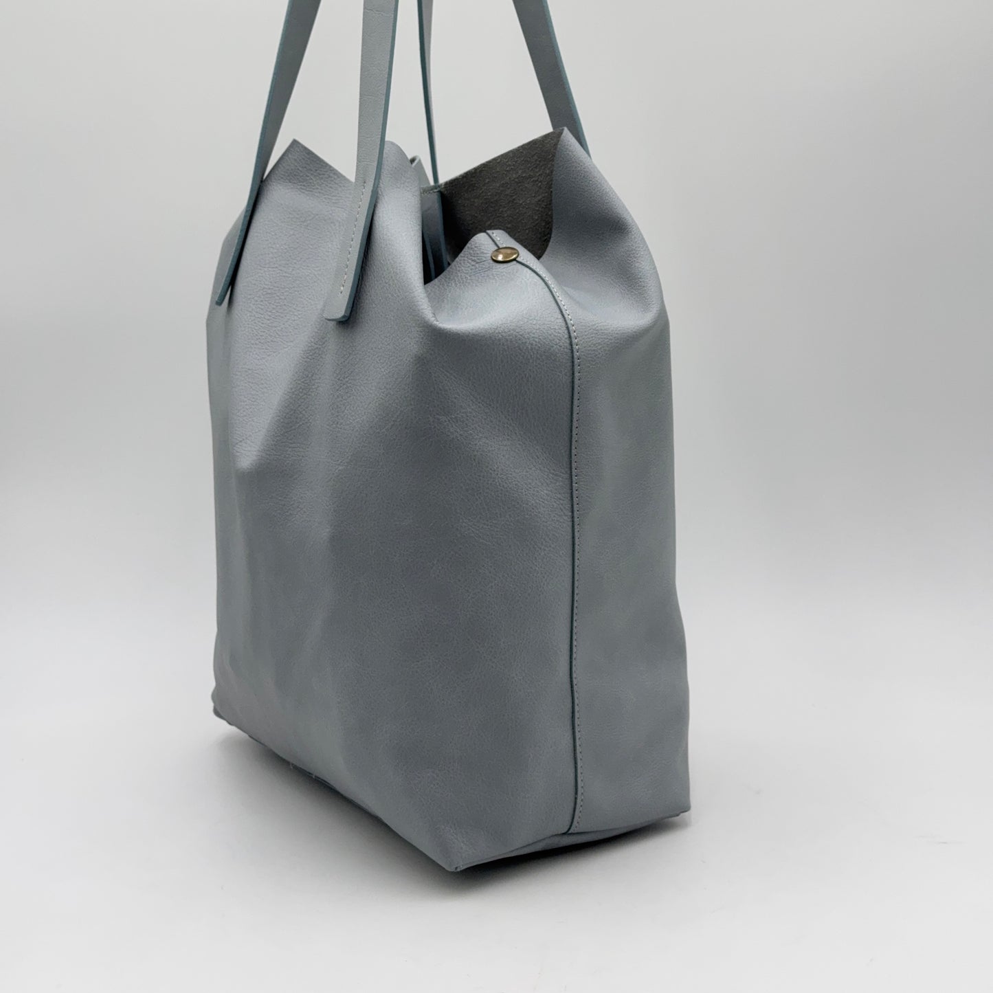Alice bag mistral sky