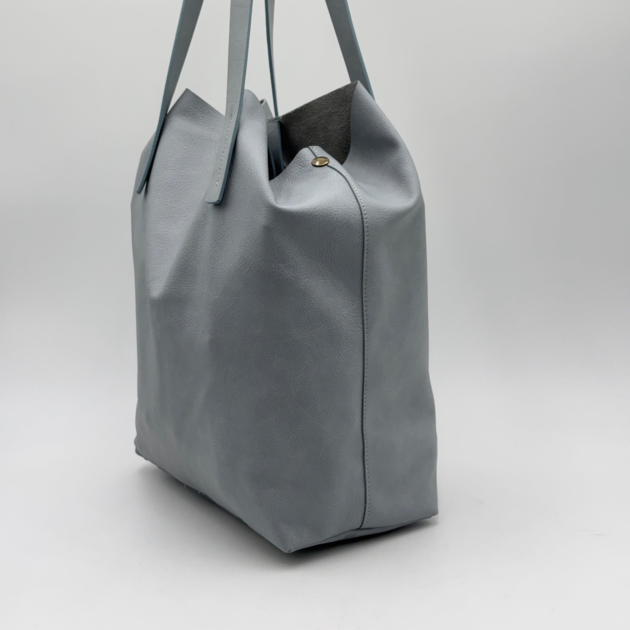 Alice bag mistral sky