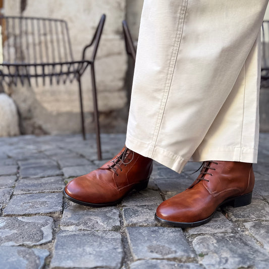 Allacciato Mia invecchiato corteccia