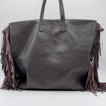 Amy mousse black - leather shoulder bag with black fringes