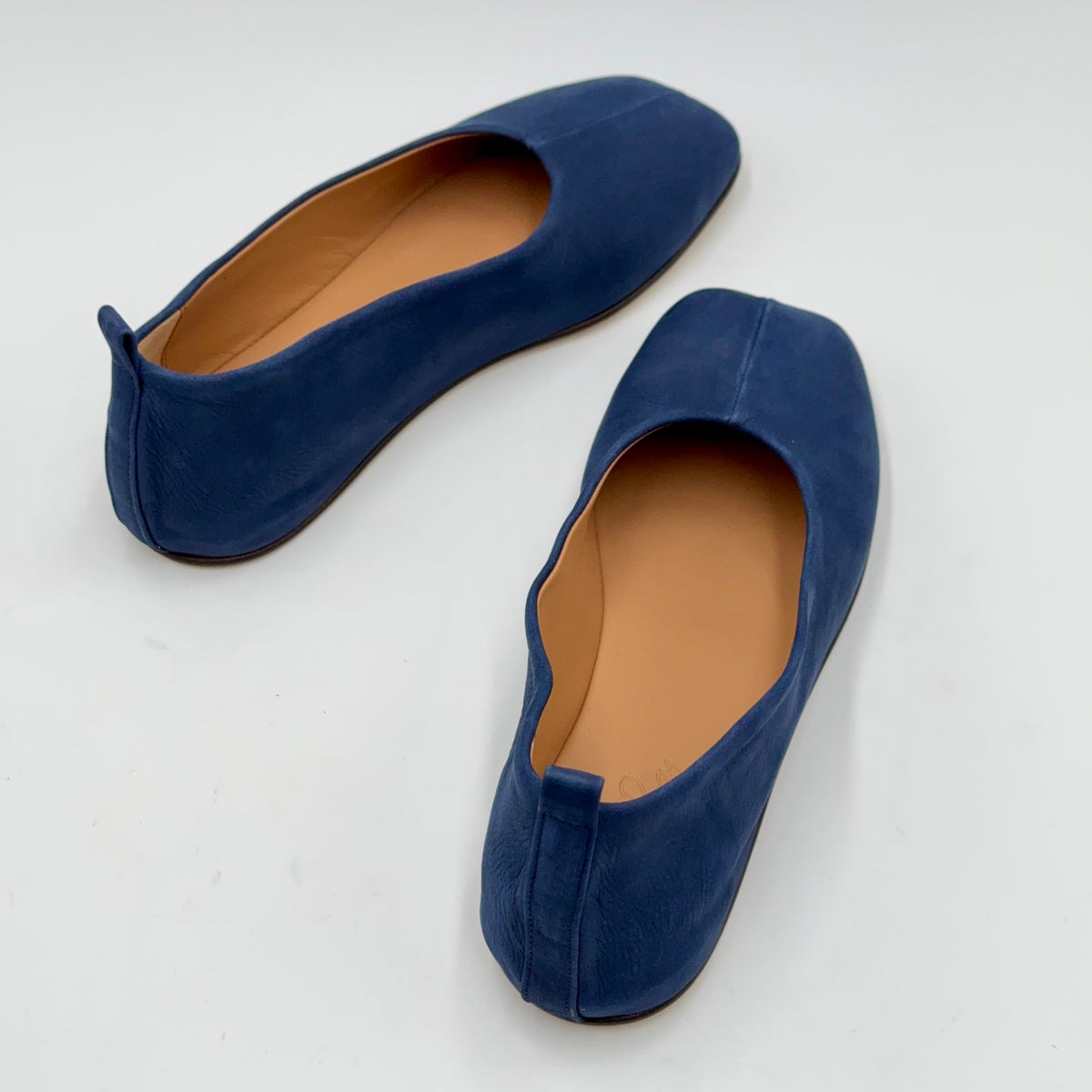 Ballerina Tabi long beach nautica