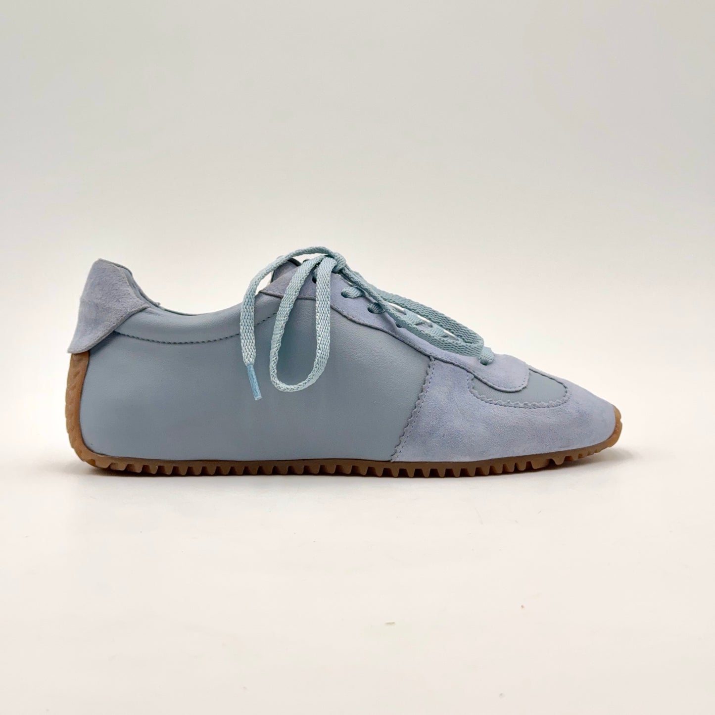 Bowler light blue