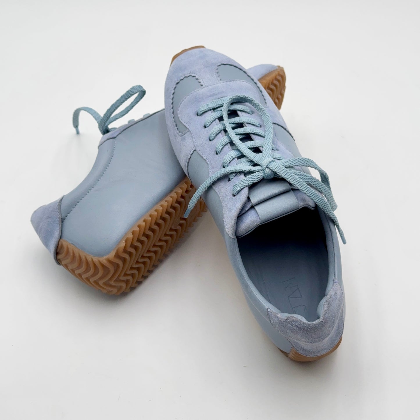 Bowler light blue