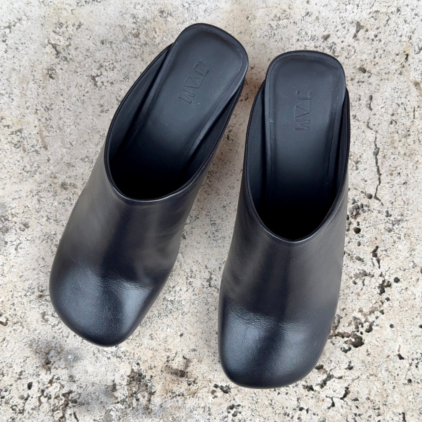 Dali maxime black