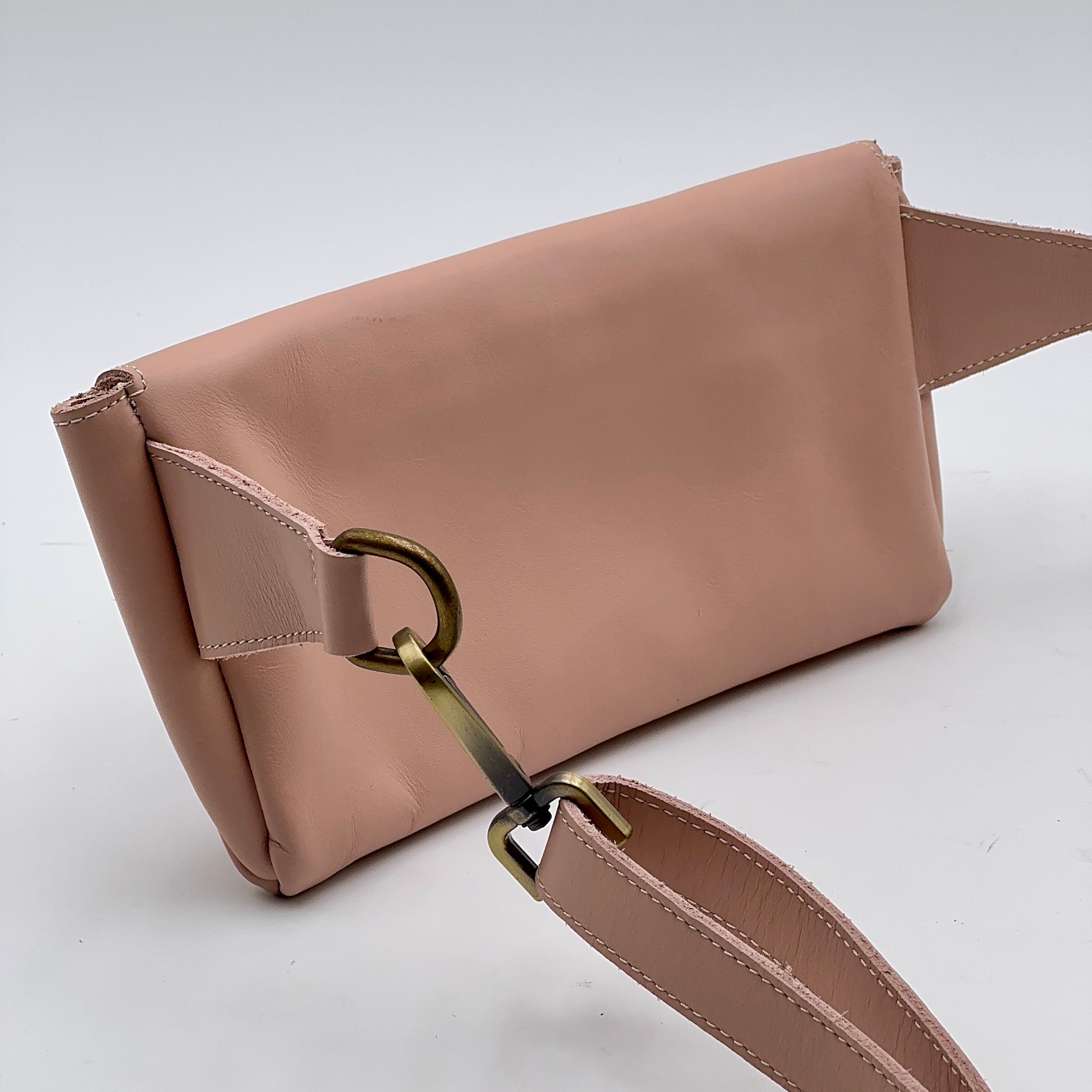 Dotty cuoio nude