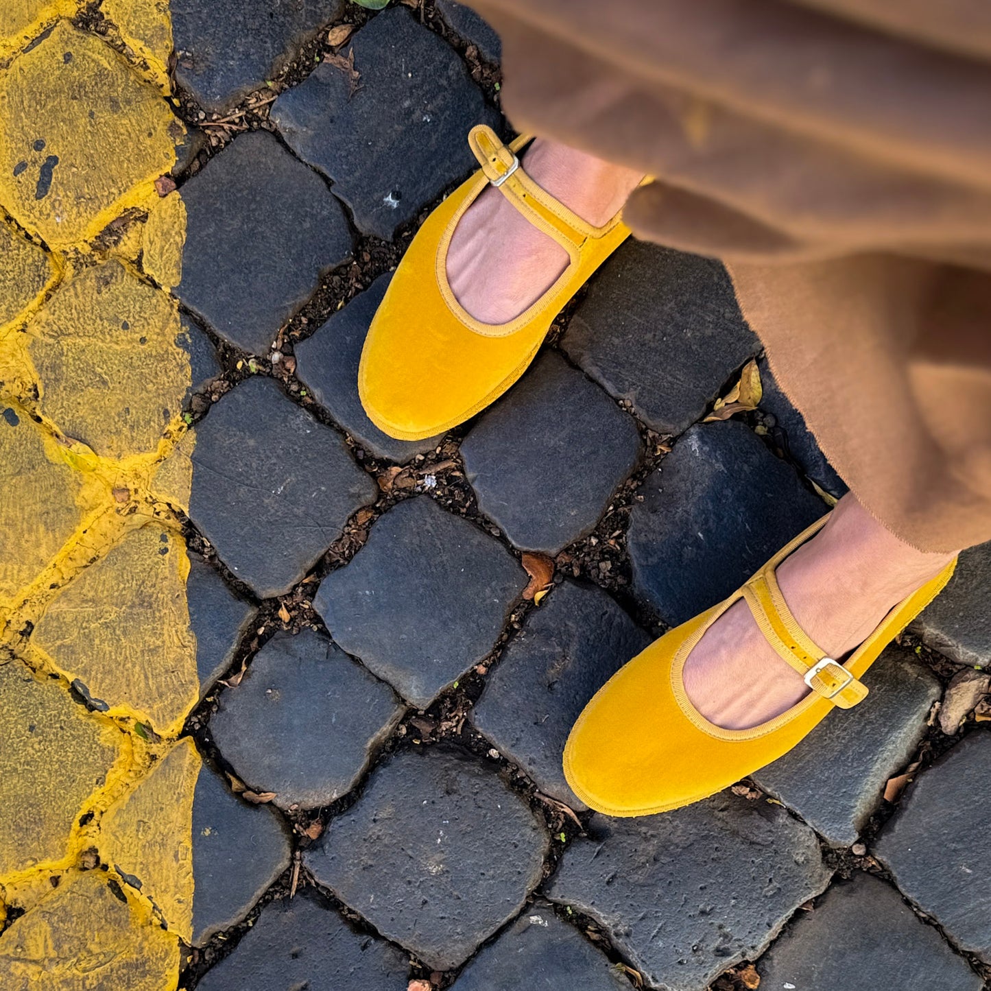 Friulana Mary Jane velluto ocra