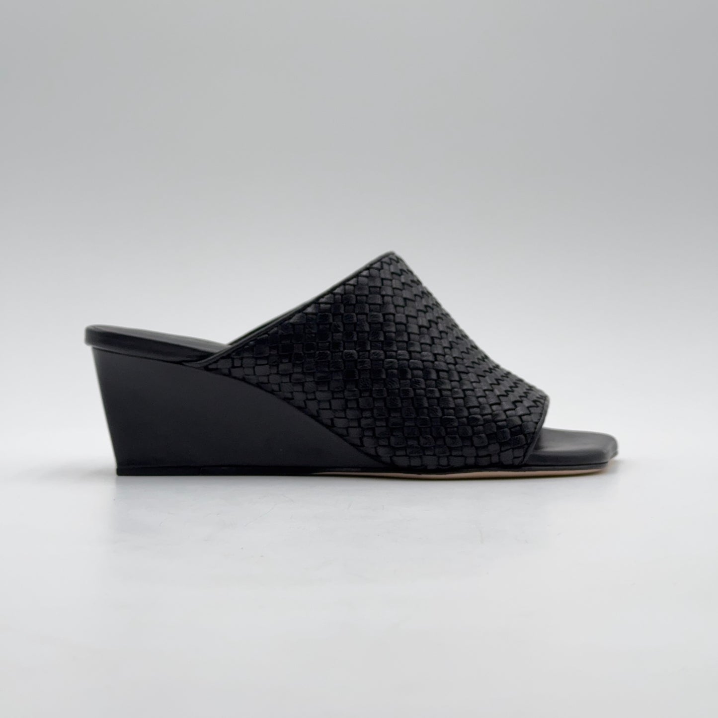 Mady weave black