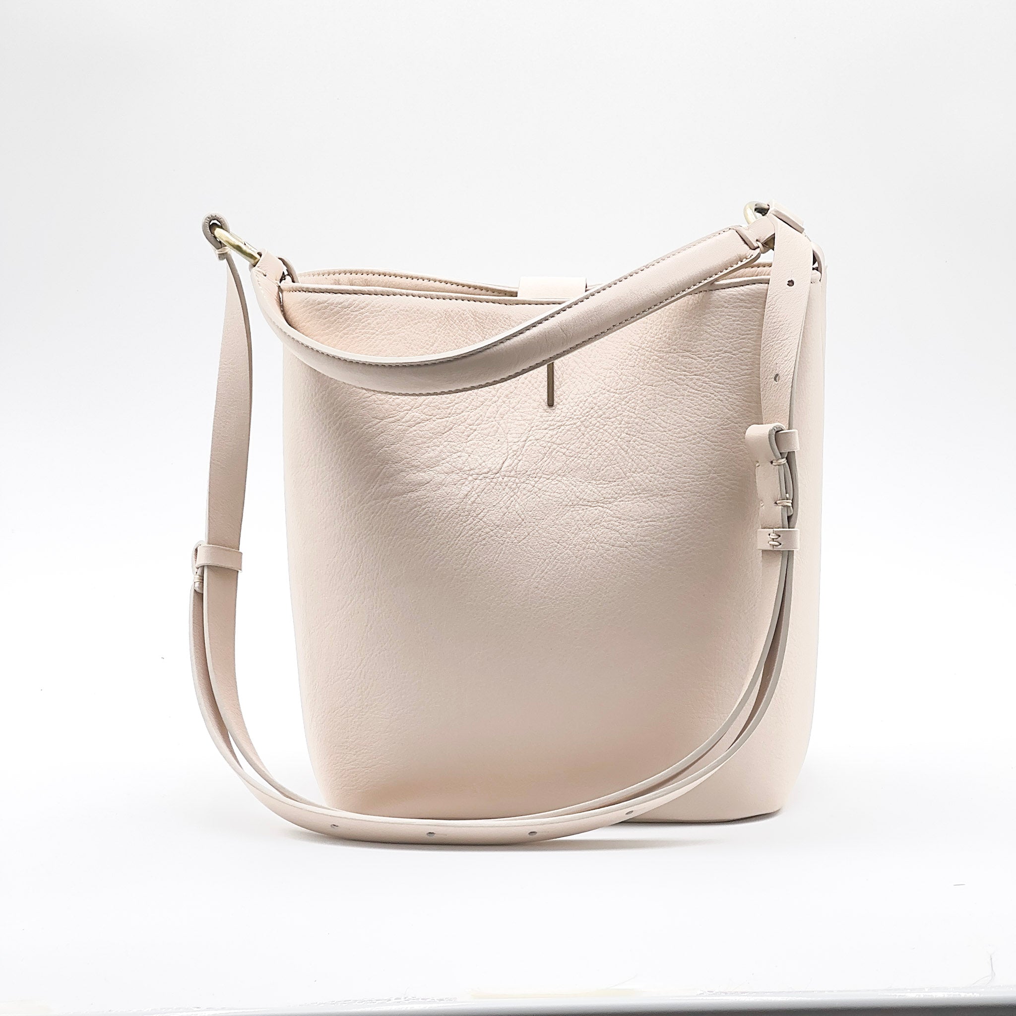 Minsk mousse latte macchiato - white soft leather shoulder and shoulder bag