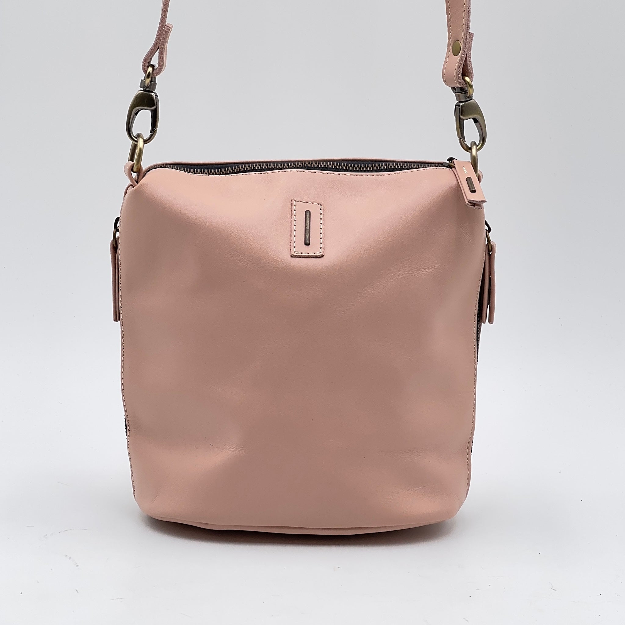 Nina glossy nude