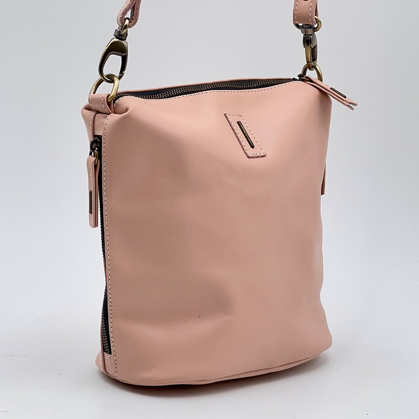 Nina glossy nude