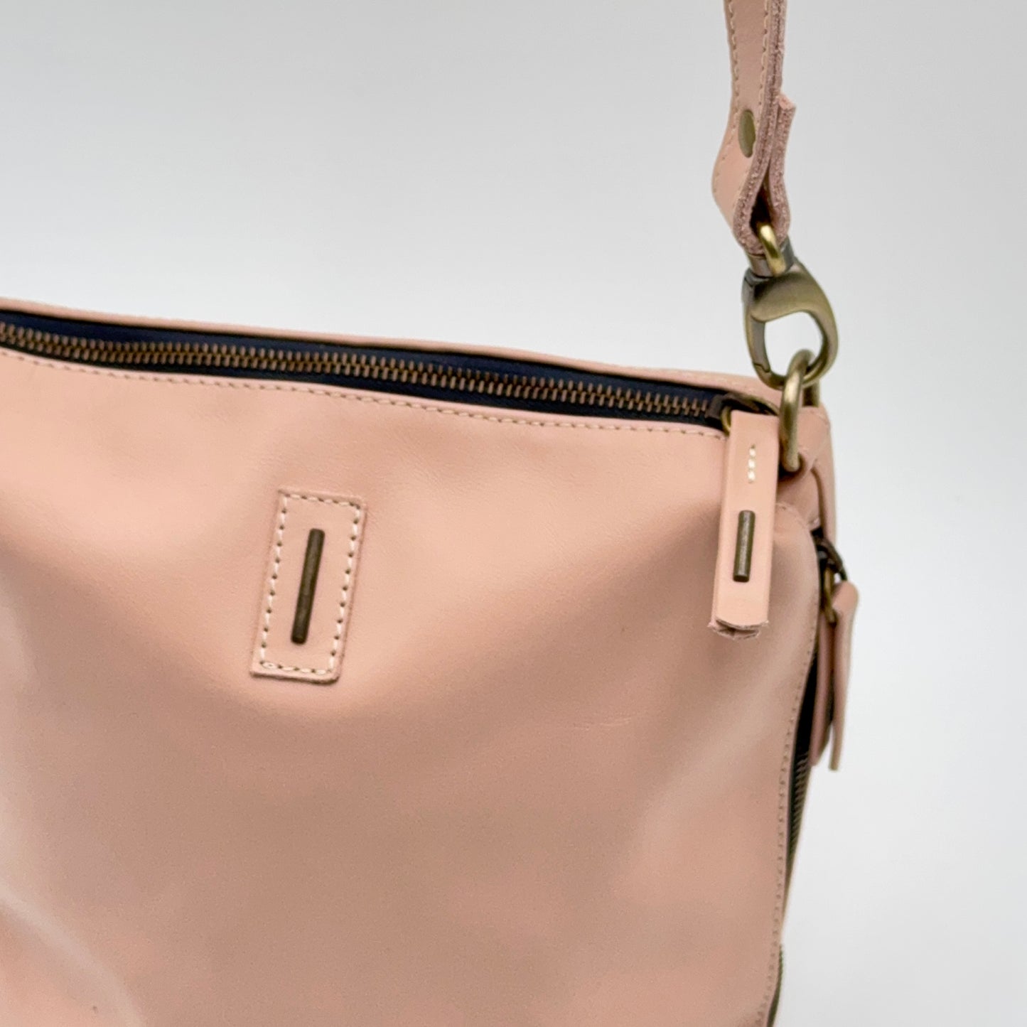 Nina glossy nude