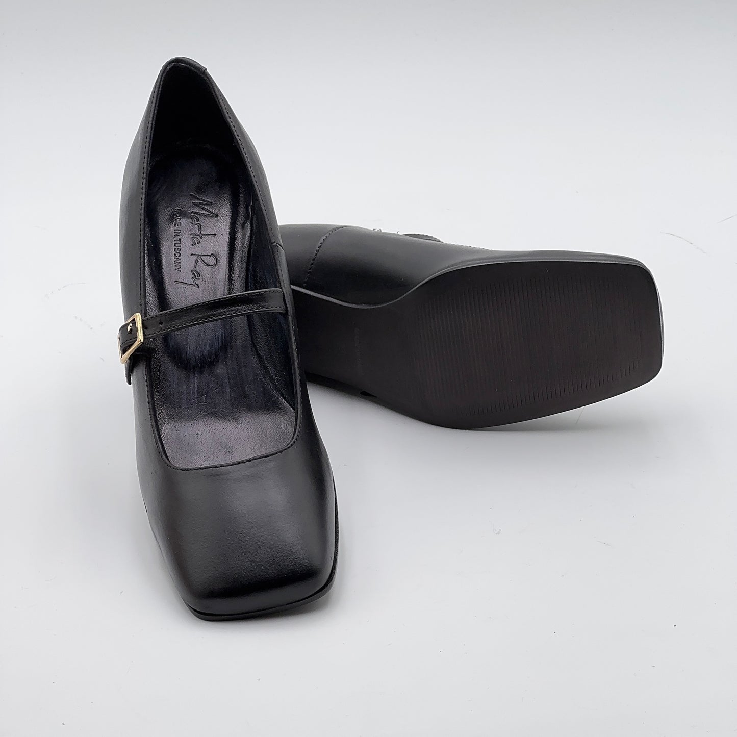 Noemi Mary Jane invecchiato nero