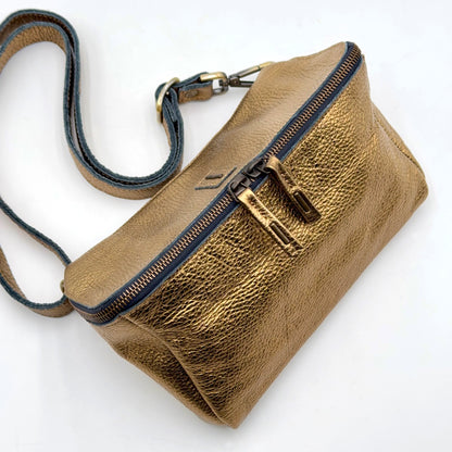 Petra martellato laminato bronzo