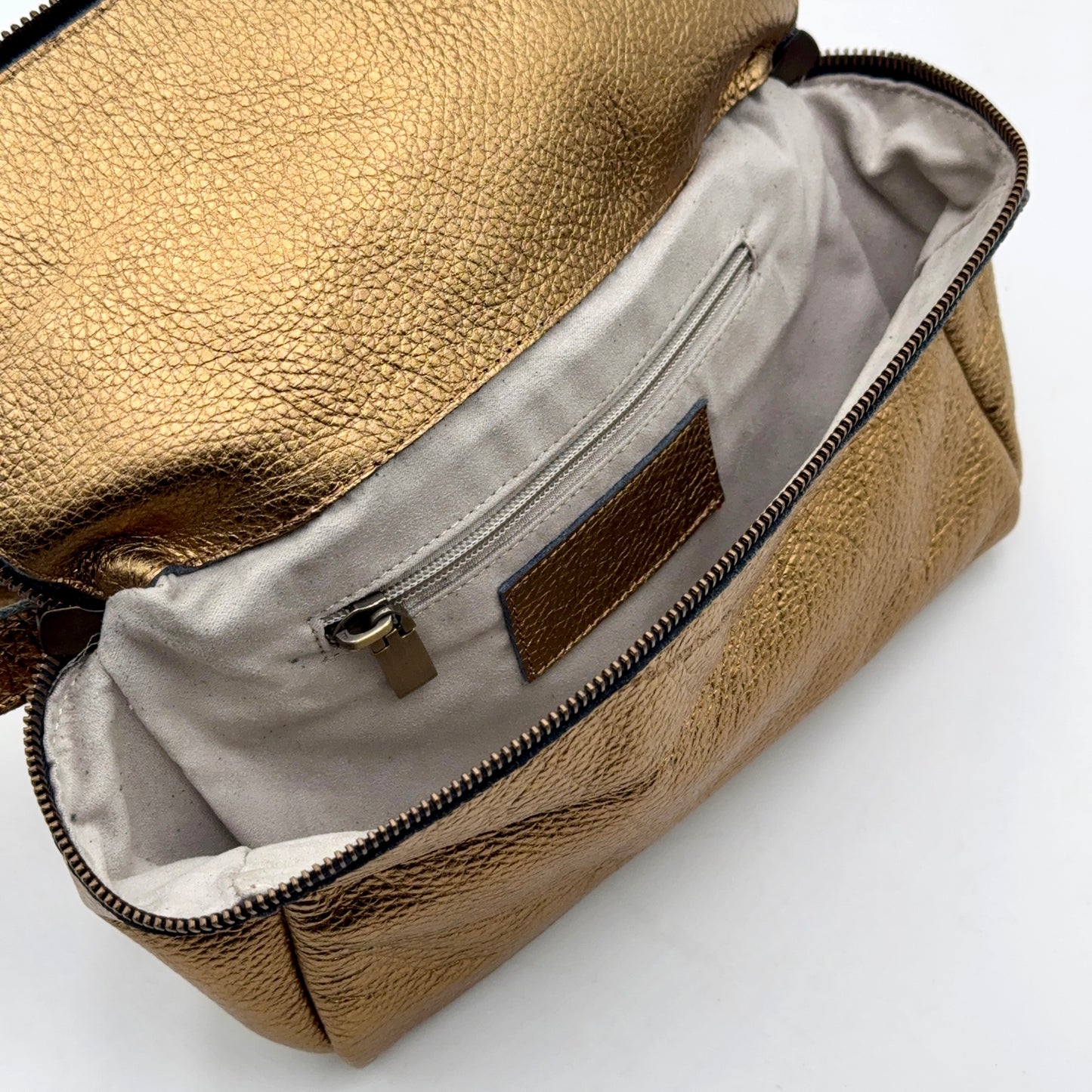 Petra martellato laminato bronzo