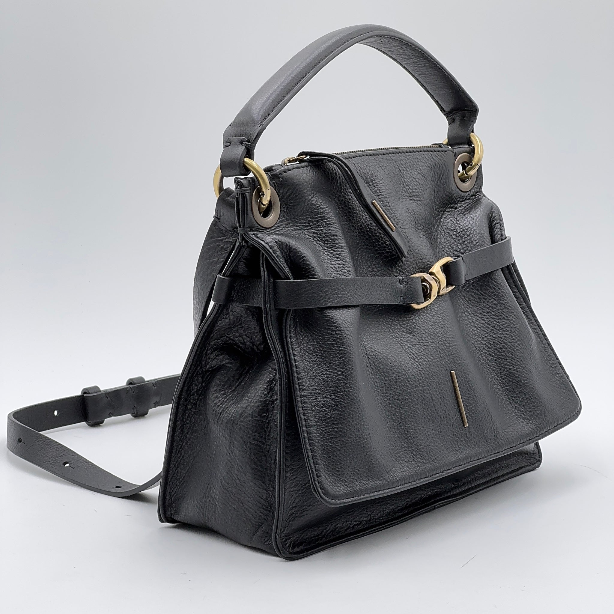 Sandy24 Black Mousse
