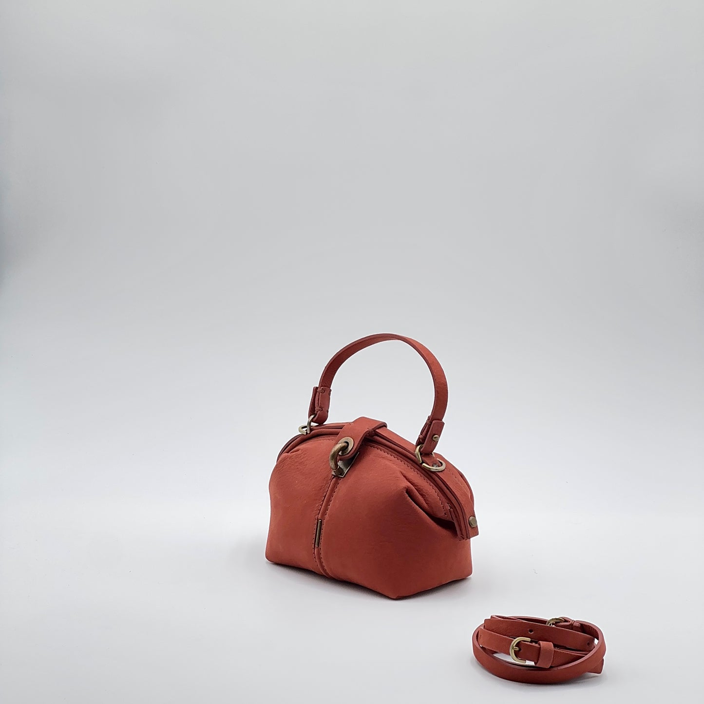 Pouf Small long beach cuoio inglese