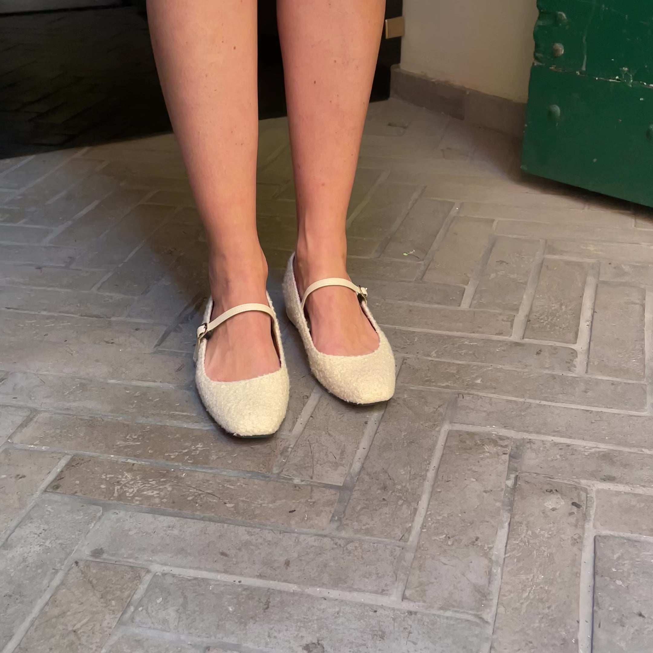 Carica video: Arlene baby T2 orsetto beige