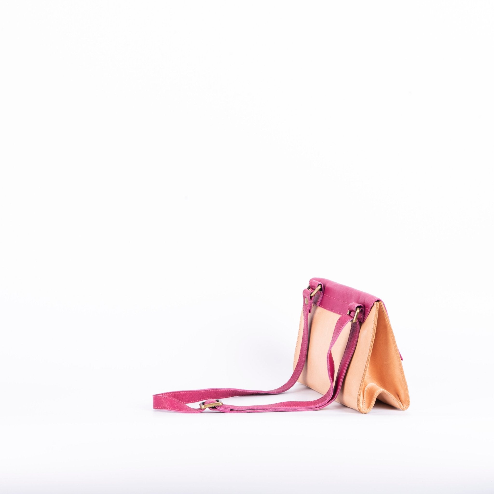 Anna mousse/cuoio fuxia/naturale - pochette a tracolla in pelle fuxia - Marta Ray
