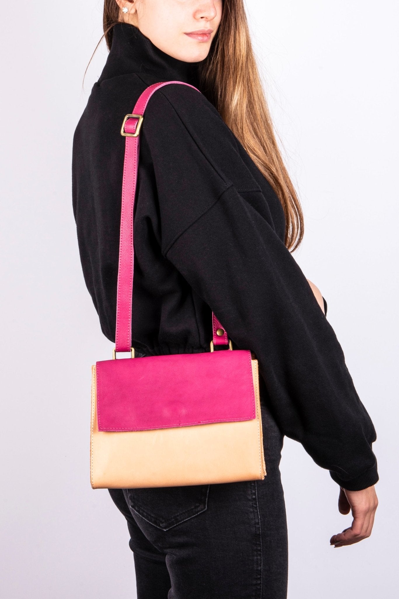 Anna mousse/cuoio fuxia/naturale - pochette a tracolla in pelle fuxia - Marta Ray