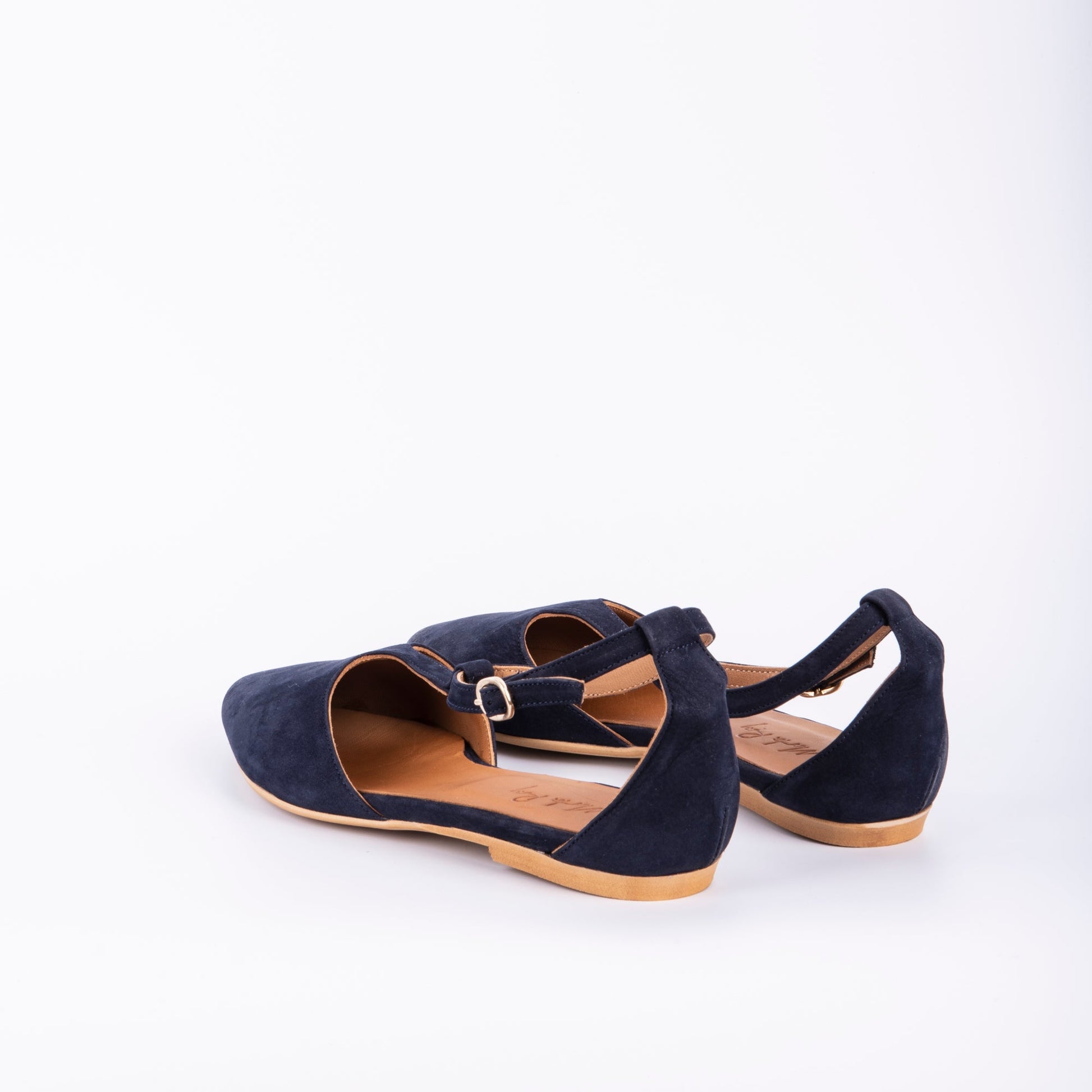 Batuja long beach navy - Marta Ray