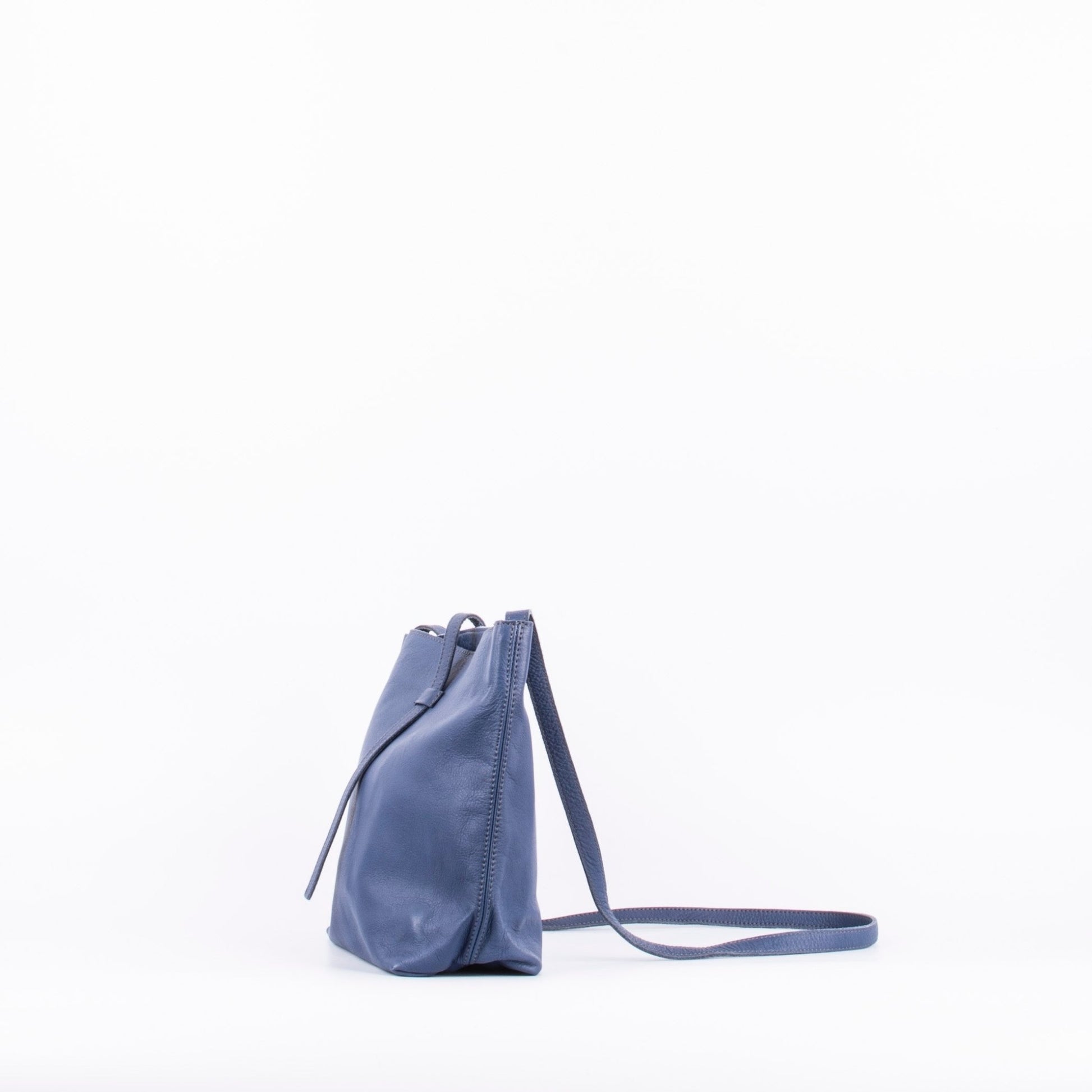 Bobbie amalfi blu - borsa a tracolla in pelle blu - Marta Ray