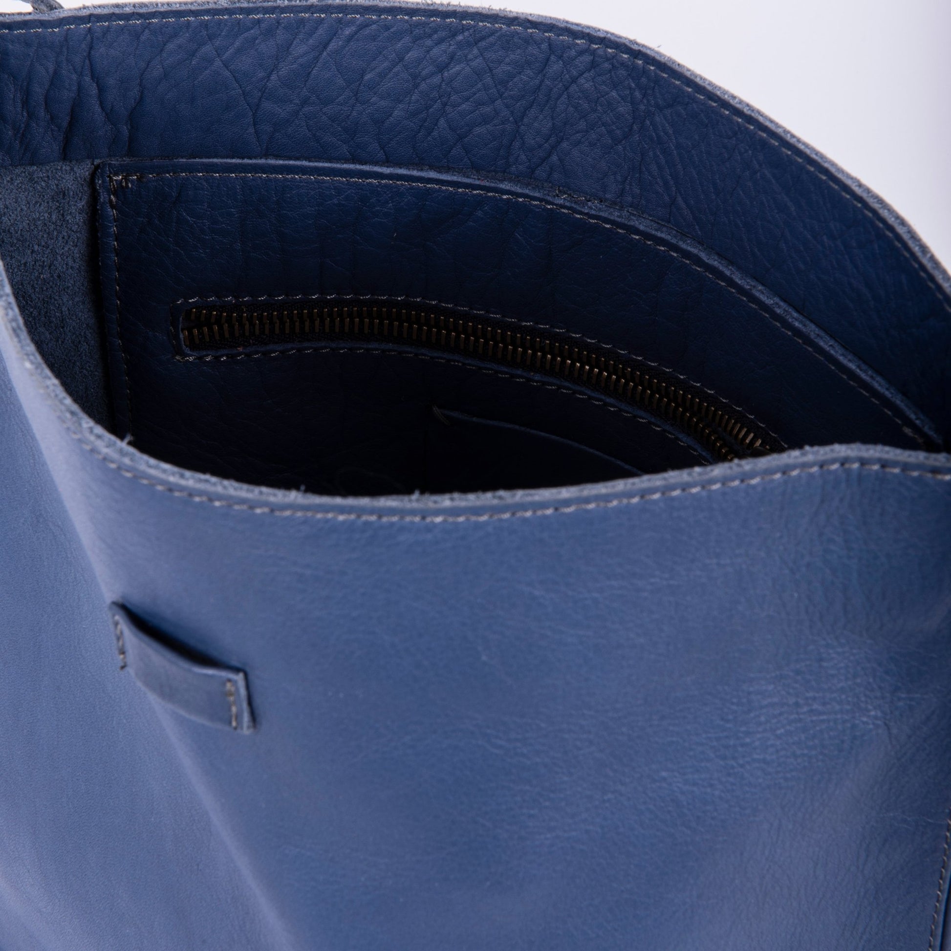 Bobbie amalfi blu - borsa a tracolla in pelle blu - Marta Ray