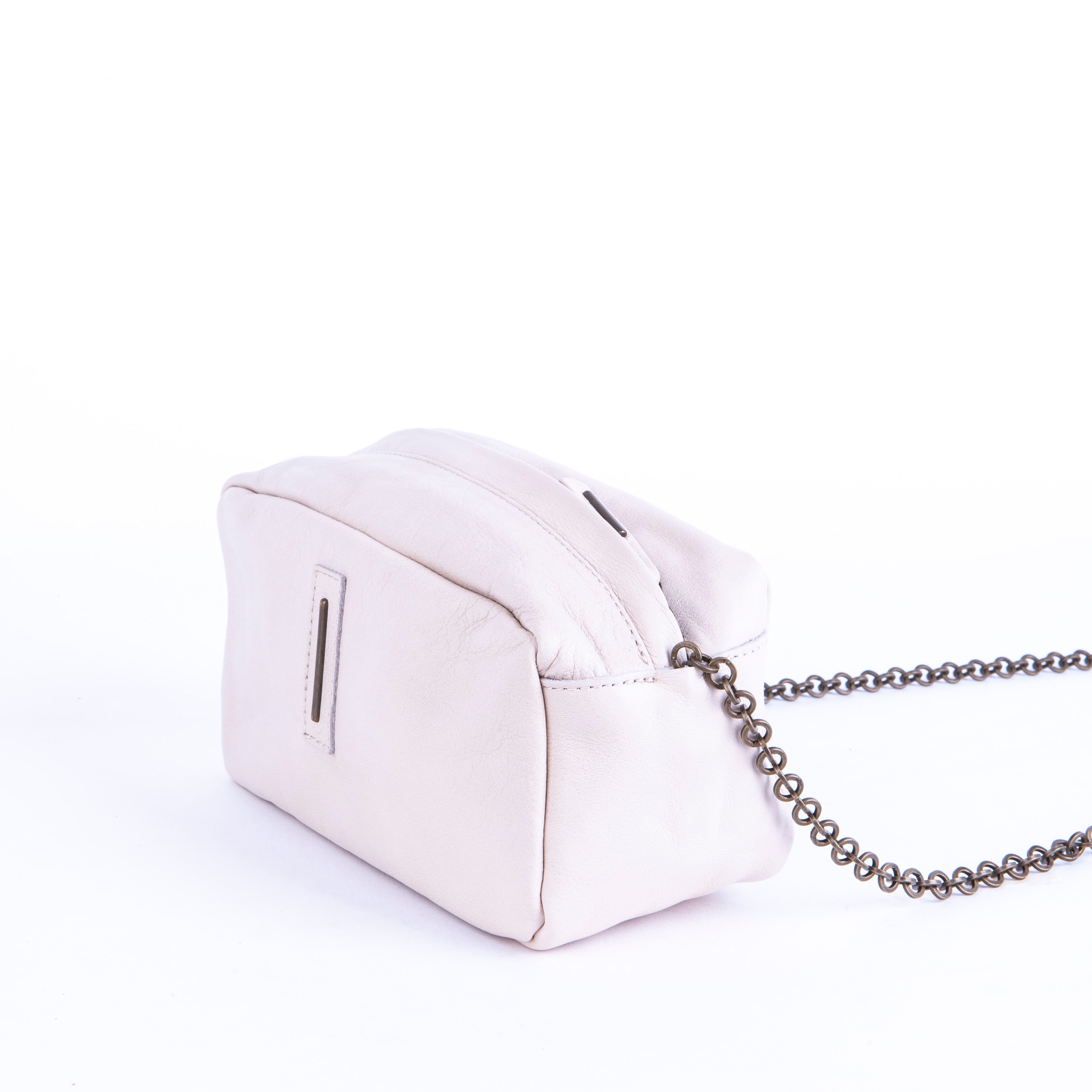 Brook mousse latte macchiato - white leather shoulder clutch bag 