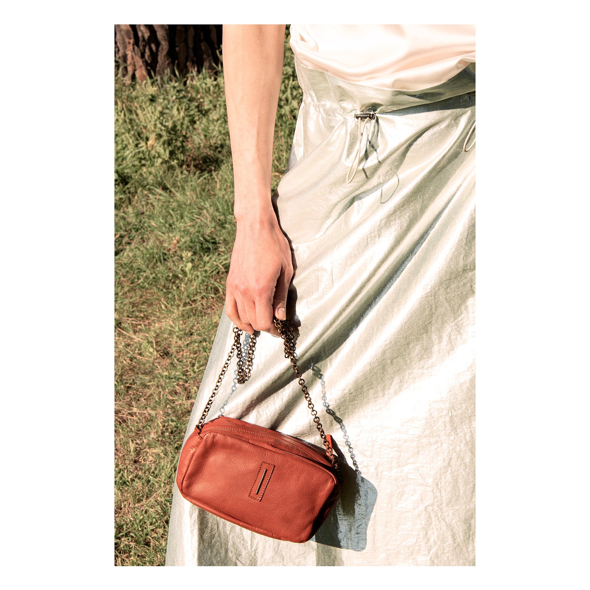 Brook mousse cuoio inglese - pochette a tracolla in pelle marrone - Marta Ray