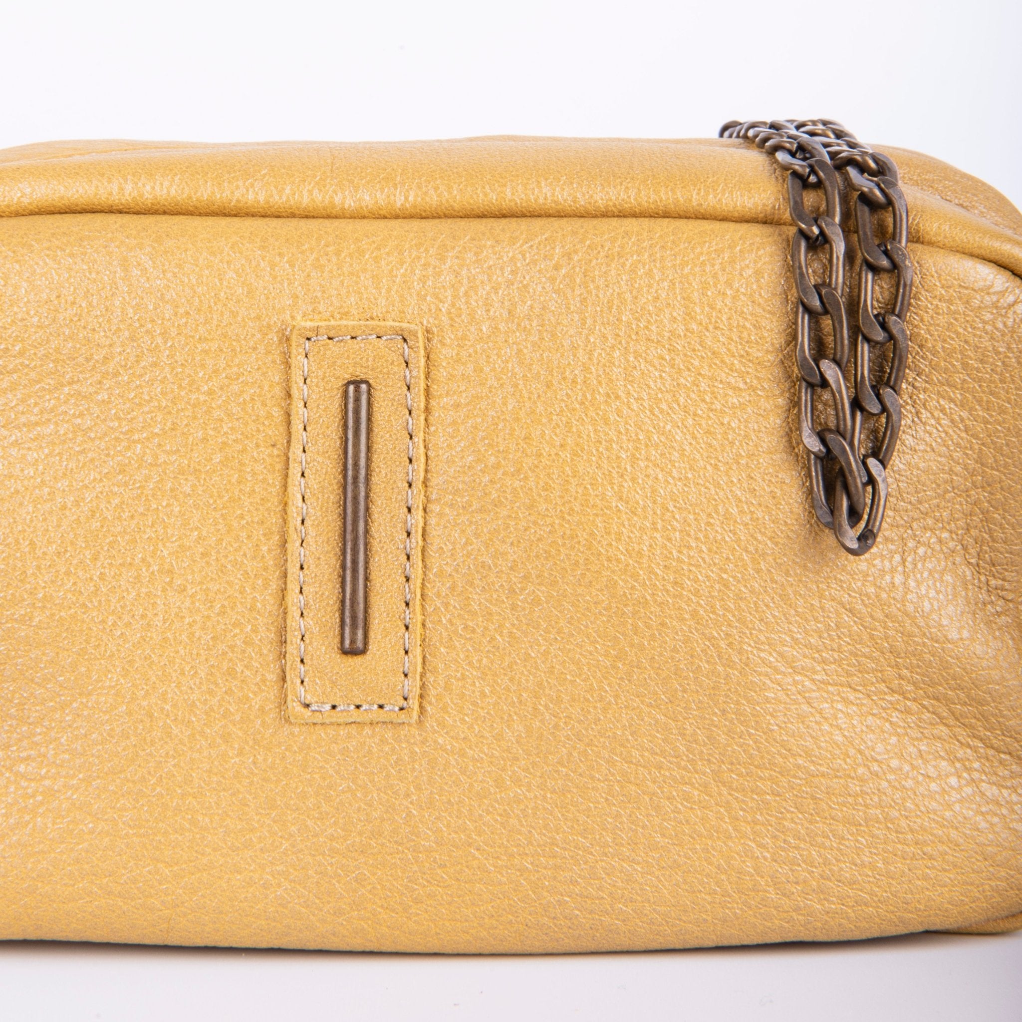 Brook mousse perlato giallo silver - pochette a tracolla in pelle gialla - Marta Ray