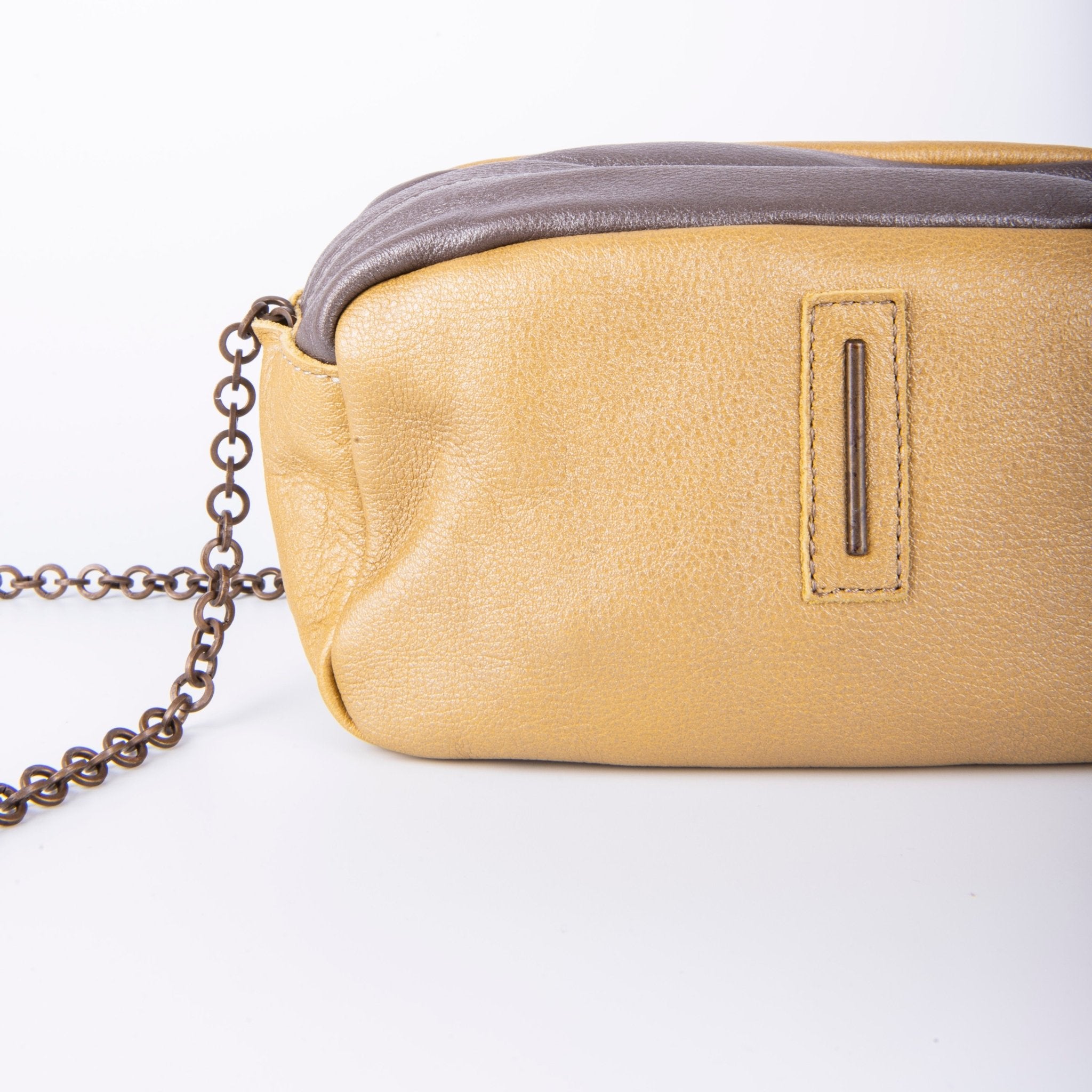 Brook mousse perlato smog giallo - pochette a tracolla in pelle grigio giallo - Marta Ray