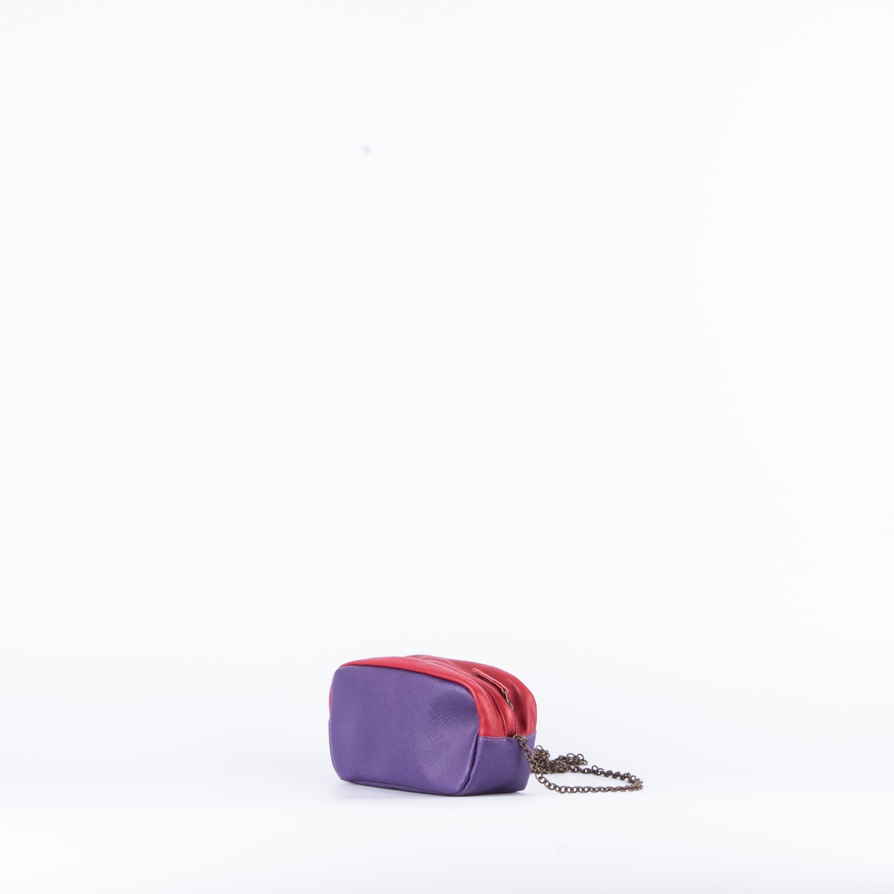 Brook mousse soffiano rosso viola- pochette a tracolla in pelle rosso viola - Marta Ray