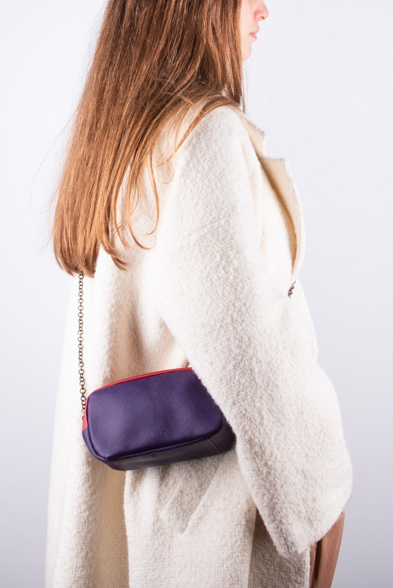 Brook mousse soffiano rosso viola- pochette a tracolla in pelle rosso viola - Marta Ray