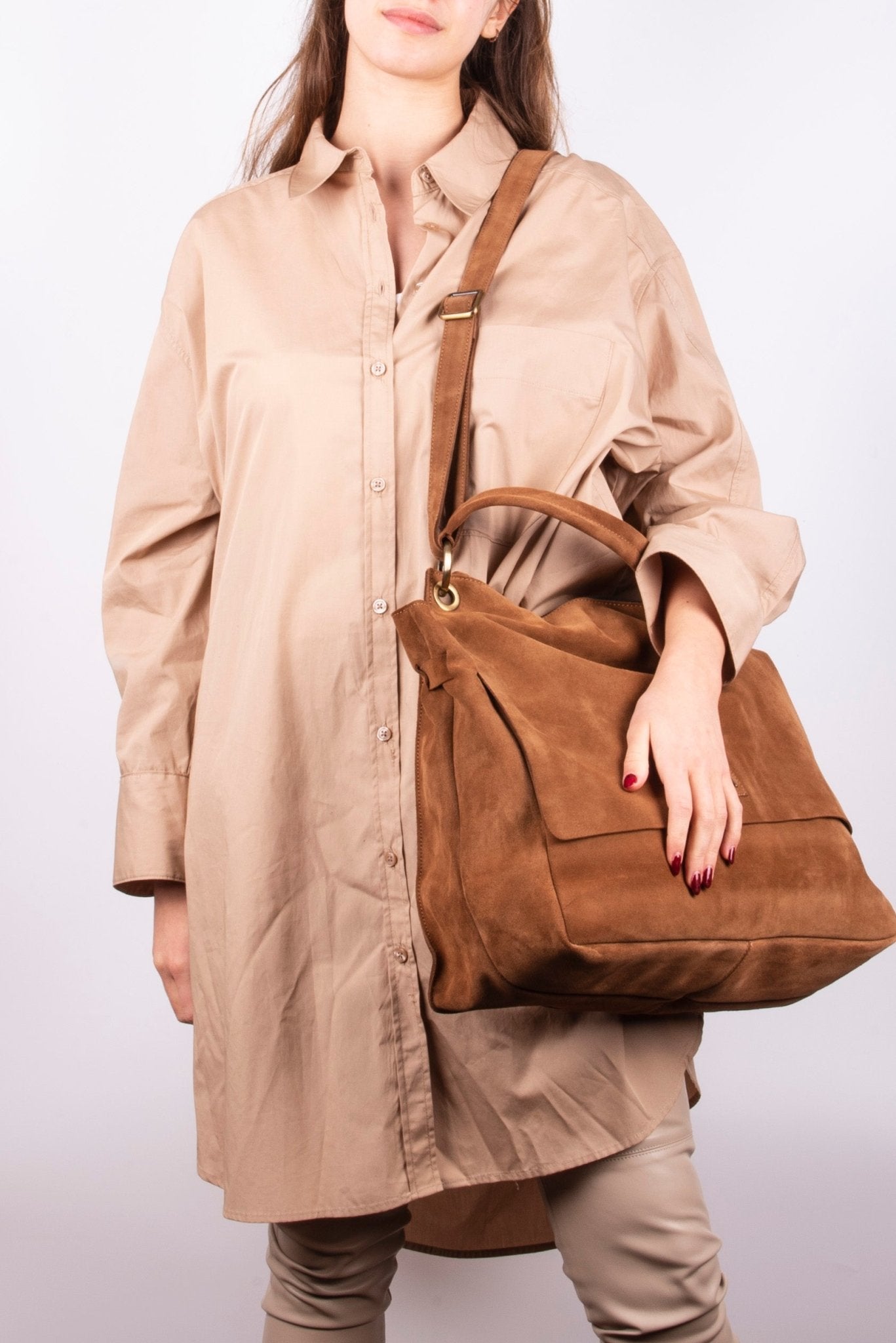 Carrie camoscio cuoio - borsa a tracolla grande in pelle scamosciata cuoio - Marta Ray