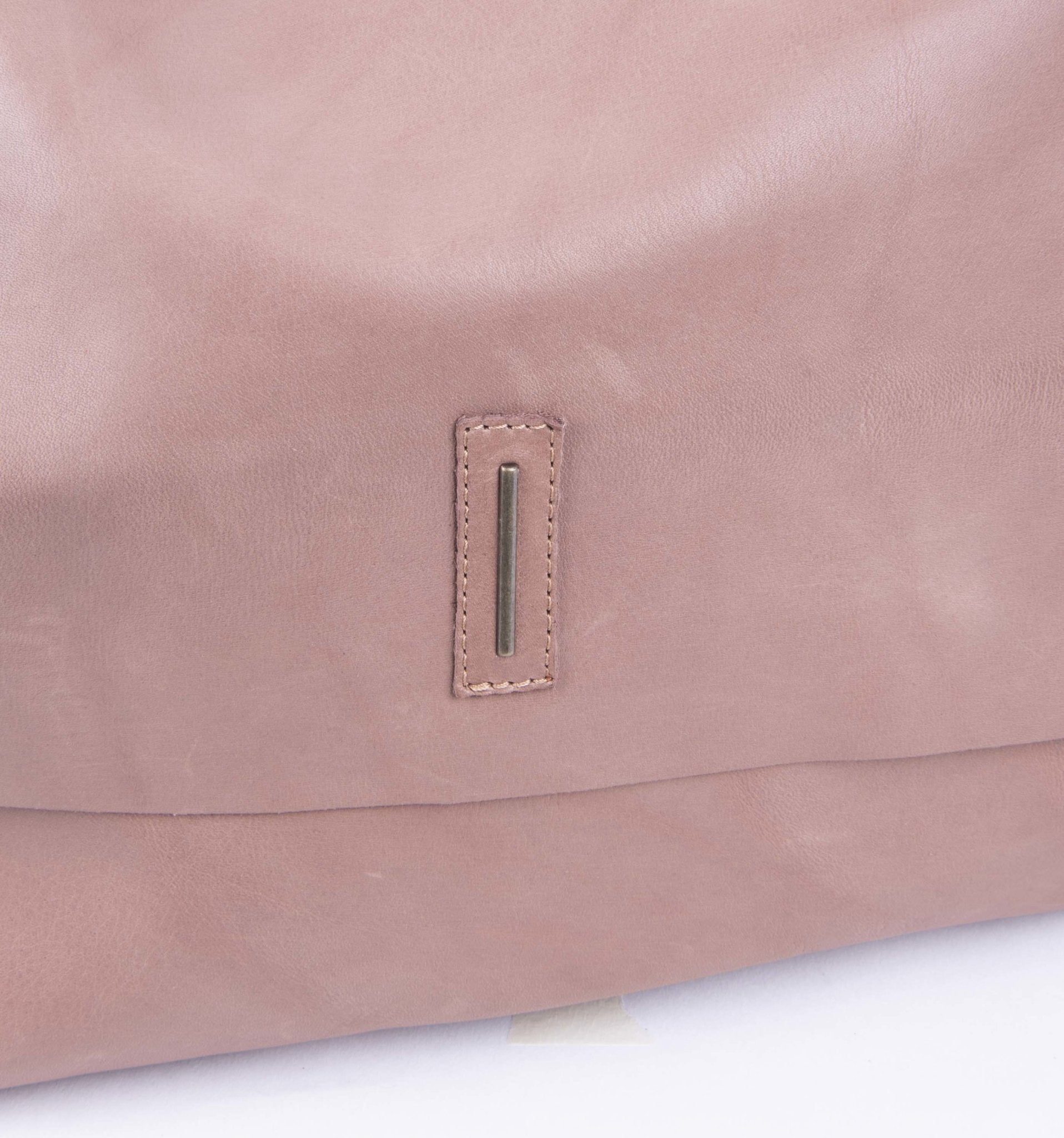 Carrie mousse cammeo - borsa a tracolla grande in pelle rosa - Marta Ray