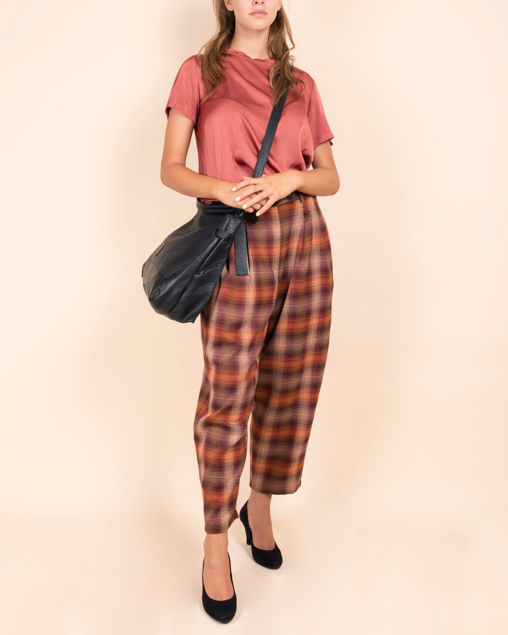 Carrie mousse nera - borsa a tracolla grande in pelle nera - Marta Ray