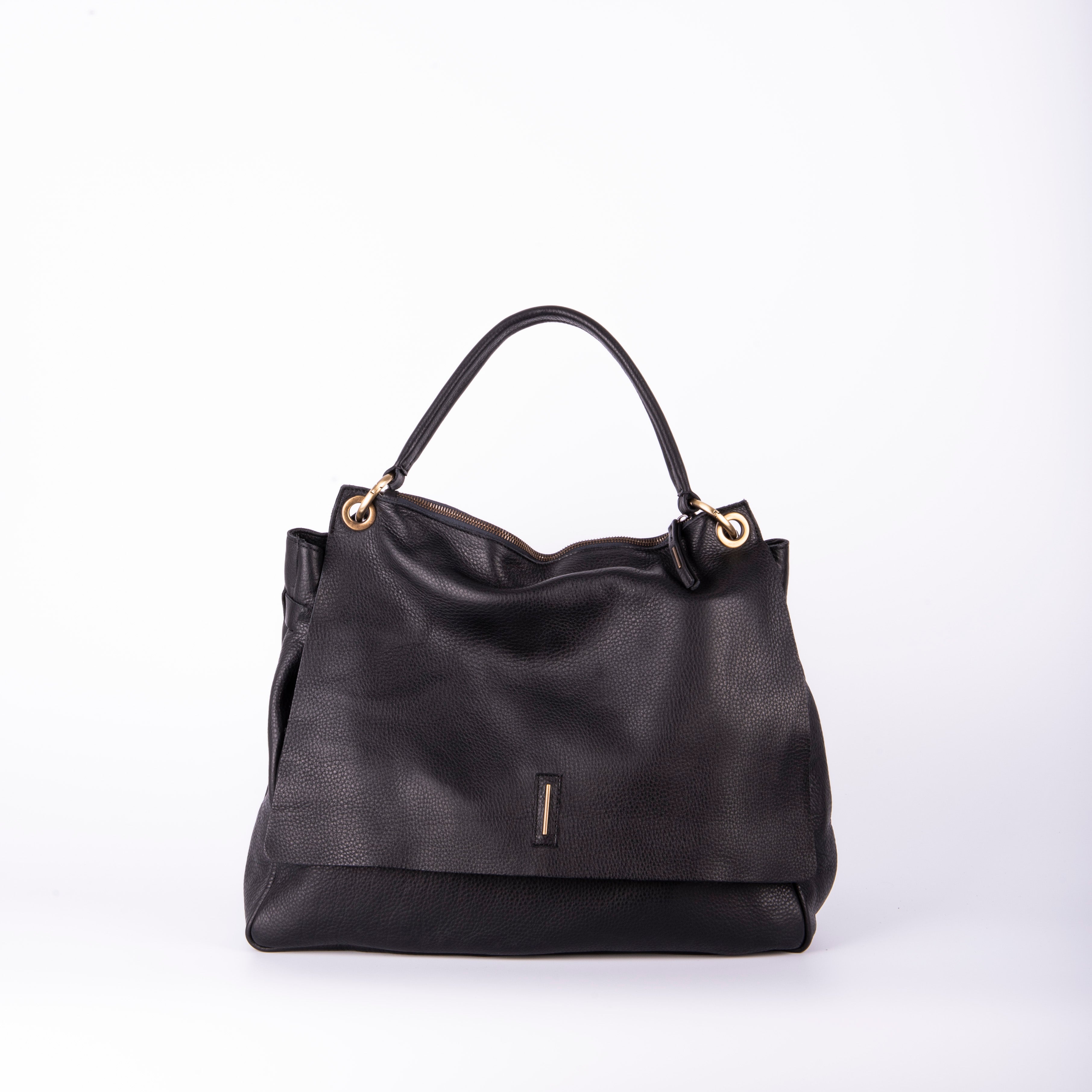 Carrie black textured - large black leather shoulder bag