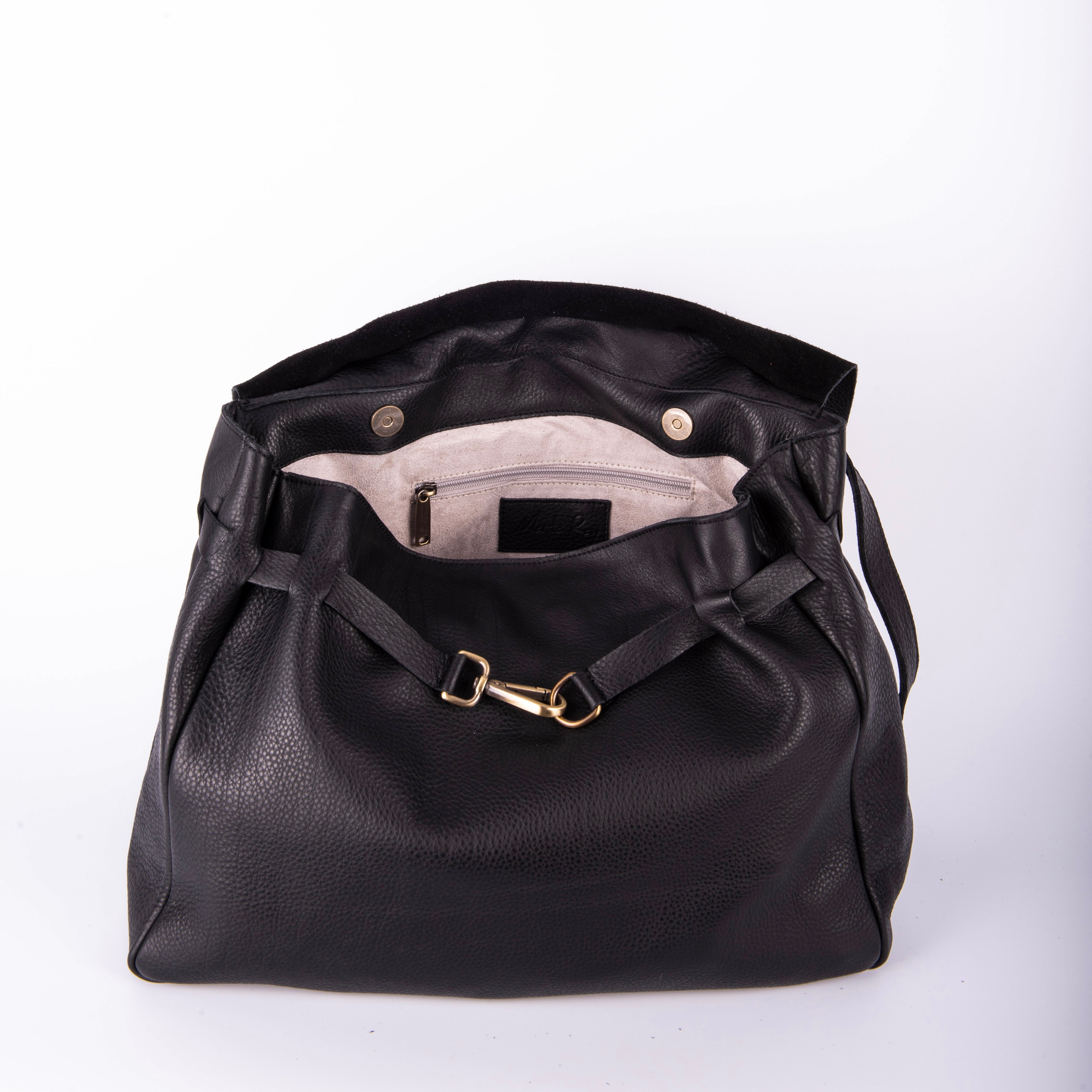 Carrie black textured - large black leather shoulder bag