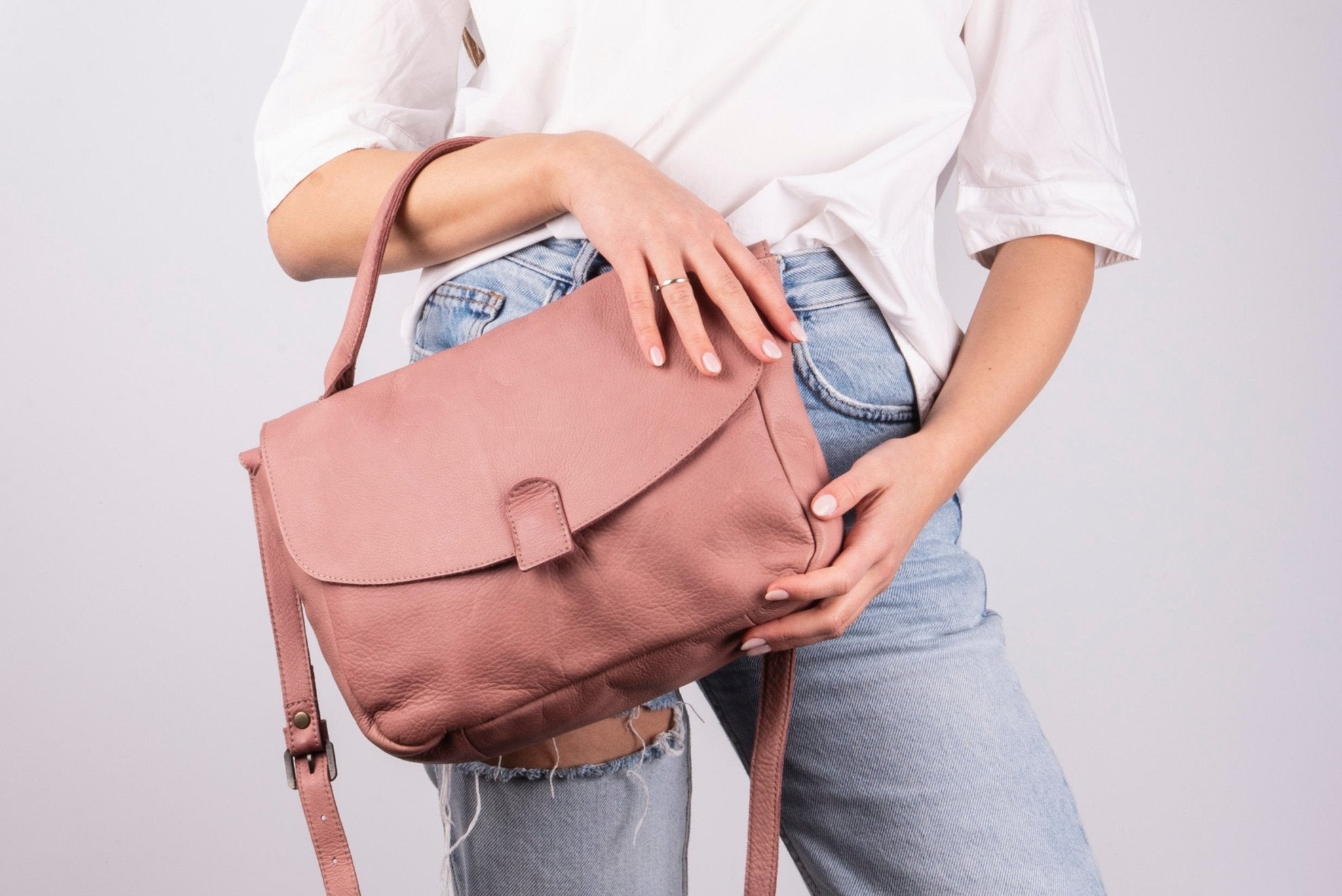 Celeste mousse panama - postina a tracolla in pelle rosa - Marta Ray