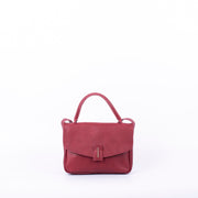 Chika mousse reverse rubino - postina a tracolla in pelle rossa - Marta Ray