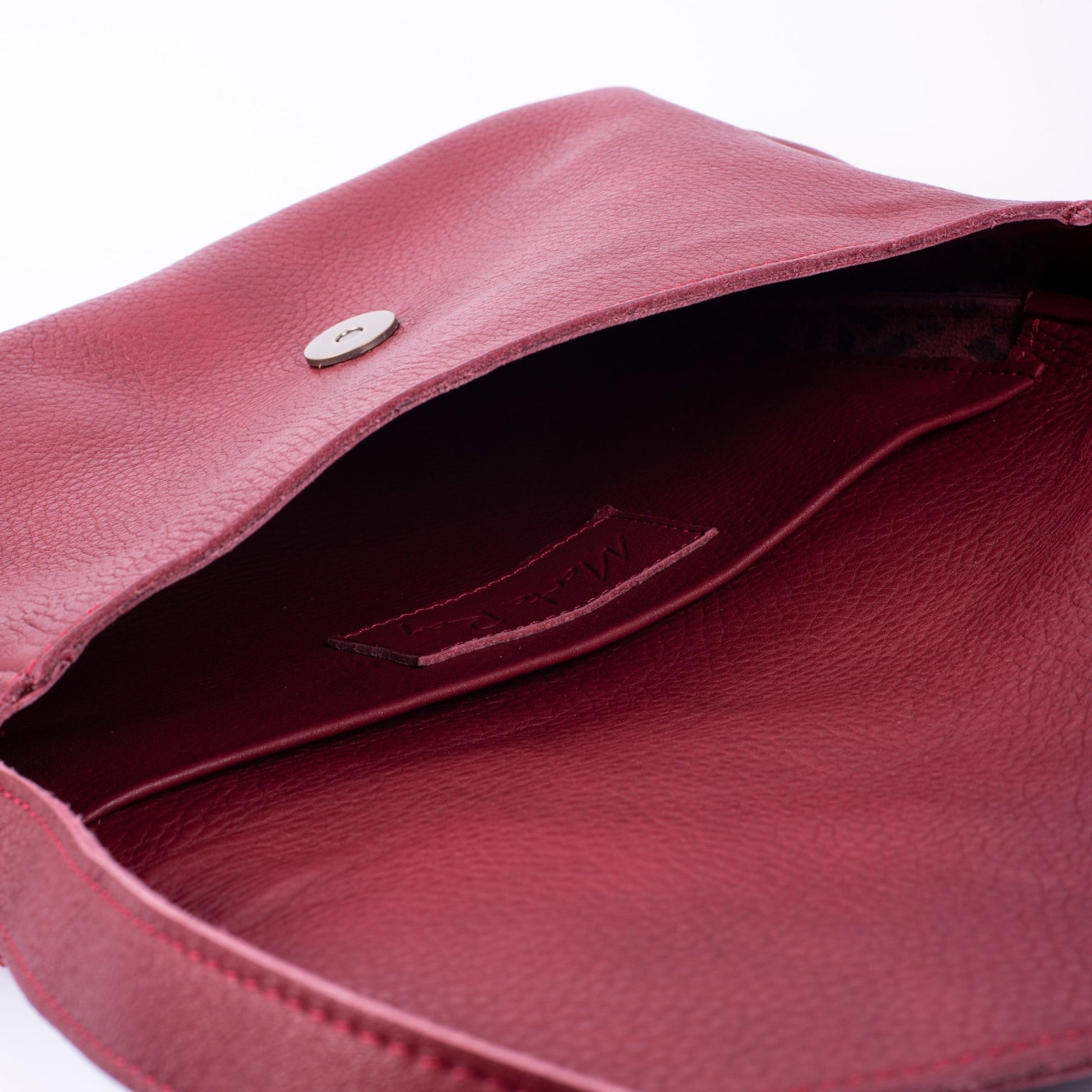 Chika mousse reverse rubino - postina a tracolla in pelle rossa - Marta Ray