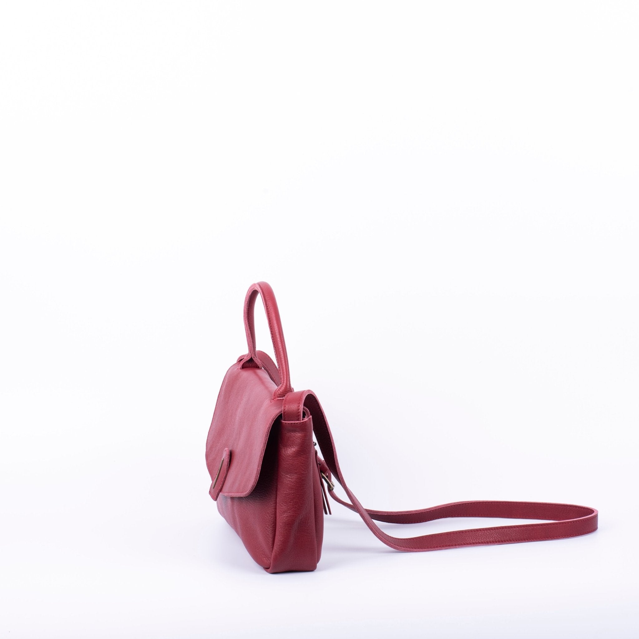 Chika mousse reverse rubino - postina a tracolla in pelle rossa - Marta Ray
