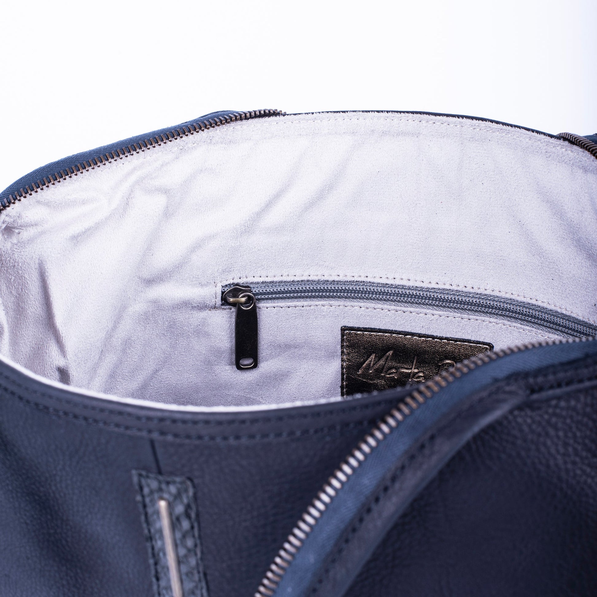 Clara martellata nera - borsa a mano in pelle nera - Marta Ray
