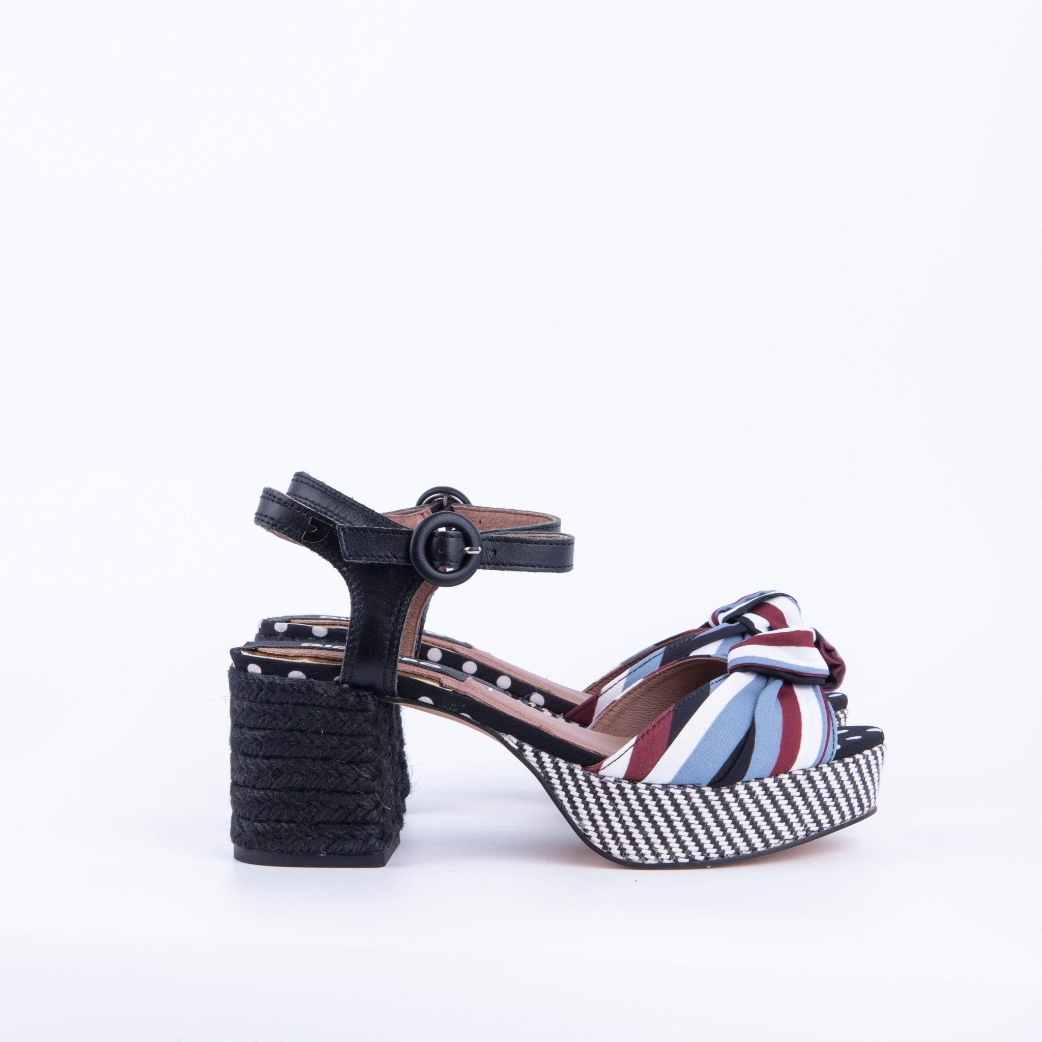 Closet GIO48783 - sandalo in pelle nera - Marta Ray